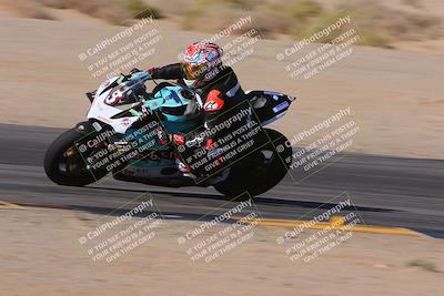 media/Dec-10-2023-SoCal Trackdays (Sun) [[0ce70f5433]]/Turn 9 Inside Set 2 (1115am)/